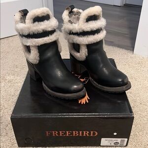 Freebird Women's Black and Cream Ankle Boots